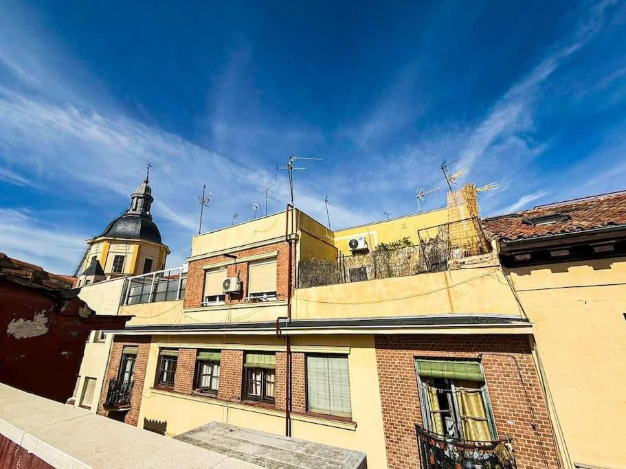 Charming Penthouse In Madrid-centro - Oso Appartamento