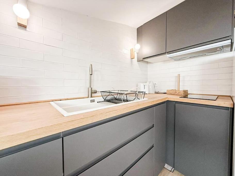 Charming Penthouse In Madrid-centro - Oso Apartment Madrid