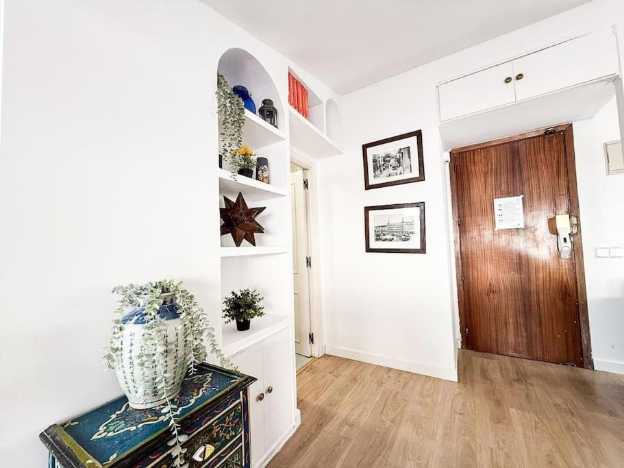 Charming Penthouse In Madrid-centro - Oso Apartamento Madrid